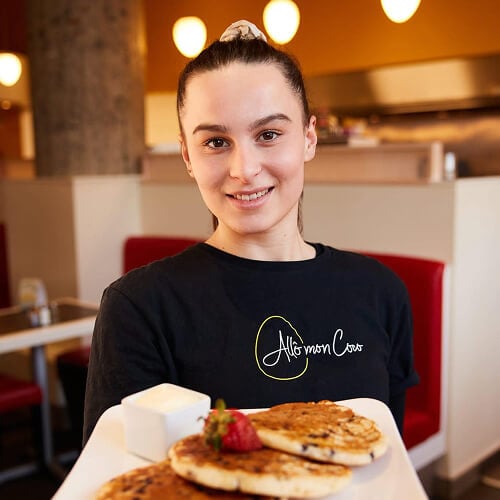 allo-mon-coco-uniforms-in-action-1